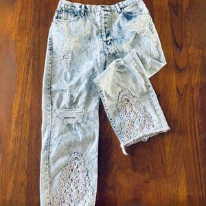 Carmar Distressed Low-Rise Lace Baggy Lace Patch Jeans | Vintage Y2K Fit 29